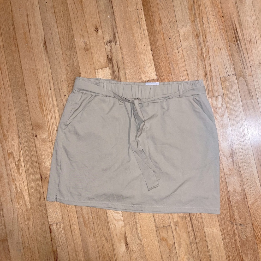 NWT khaki skort